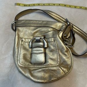 B Makowsky gold leather bag